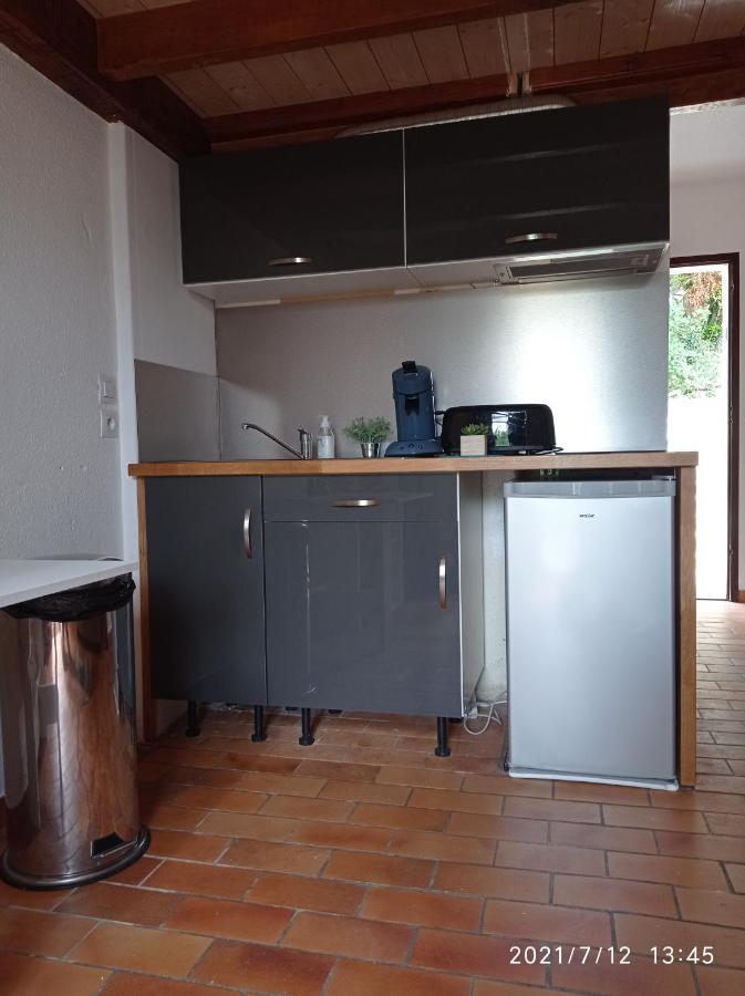 Maisonnette En Residence Avec Piscine Et Tennis Saint-Vallier-de-Thiey Kültér fotó